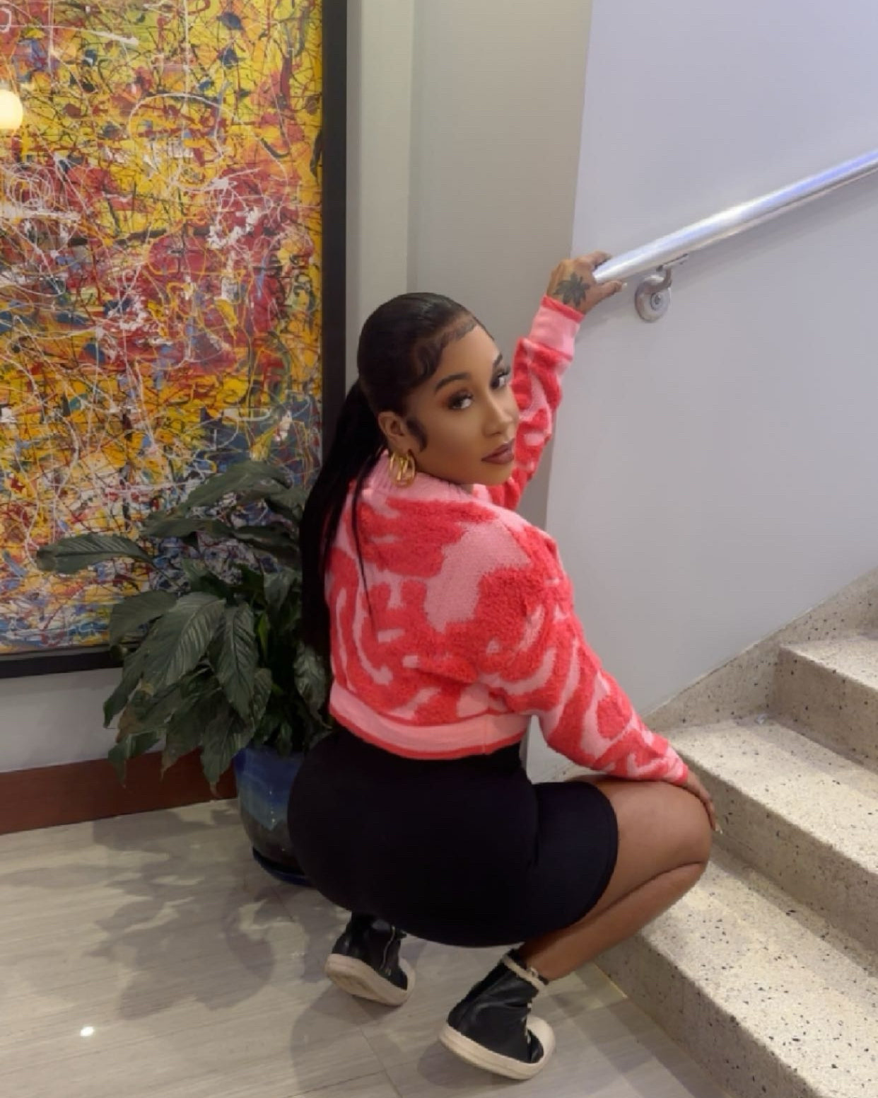 STRAWBERRY SWIRL SWEATER TOP